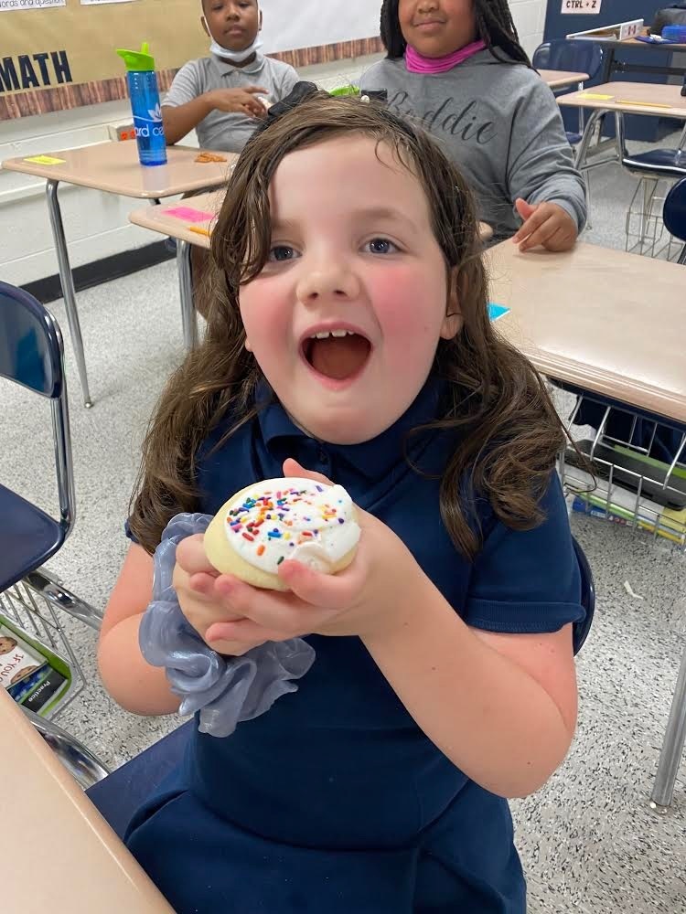 student eating
