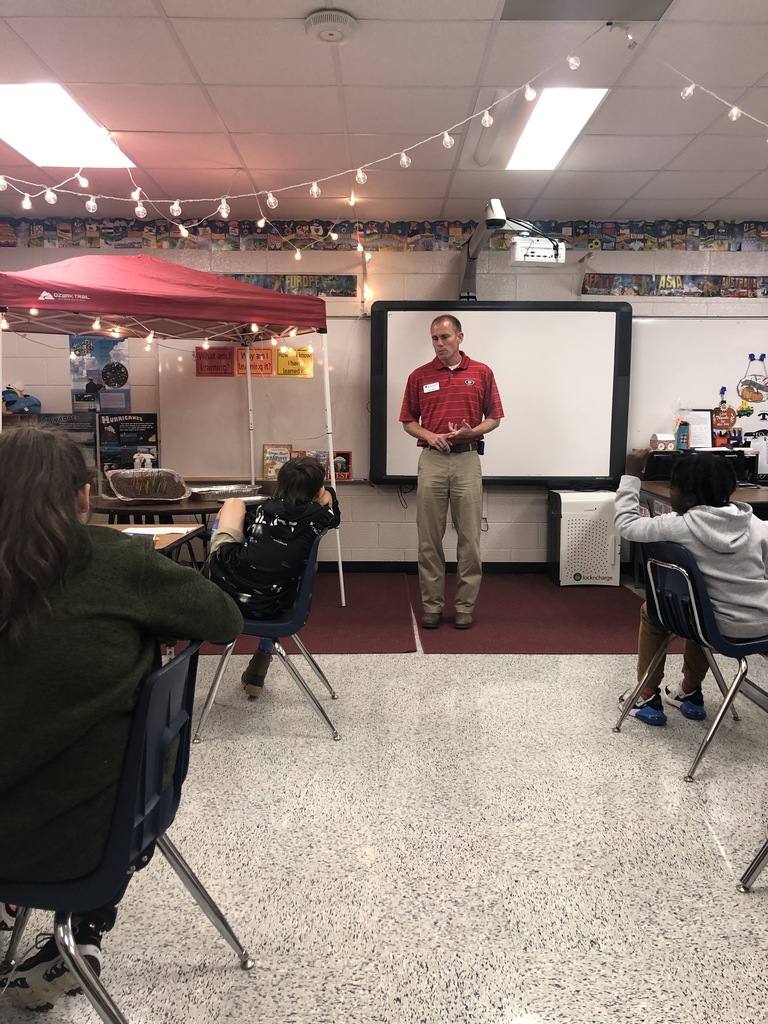 Scott Carlson, a University of Georgia County Extension Coordinator for the Southwest District of Georgia (based out of Worth County), came and worked with Mrs. Hobbs students