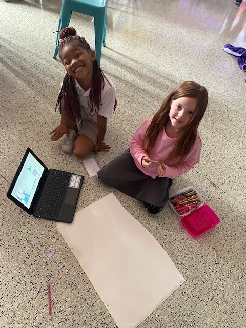 Ms. McCullough's Class researching  and drawing different types of weather. 