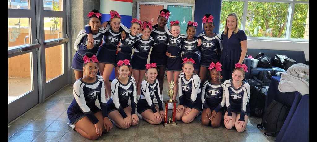 Tift Middle Competition Cheer