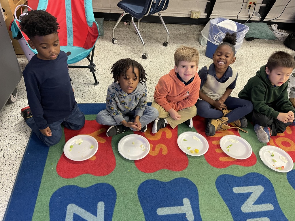 Mrs. Amber and Ms. Elisa’s PreK class has been learning about eating healthy foods. Today they had a vegetable and fruit tasting. 